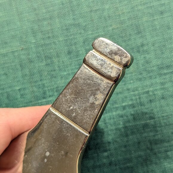 Flat metal Guinness bottle opener - Picture 4 of 9